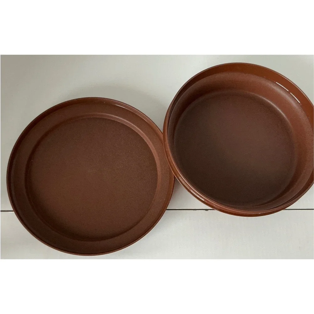 Tupperware preowned this